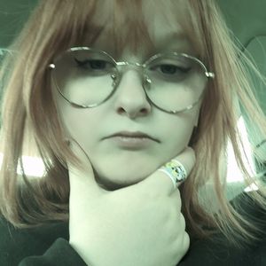 Meet your Posher, Ghost